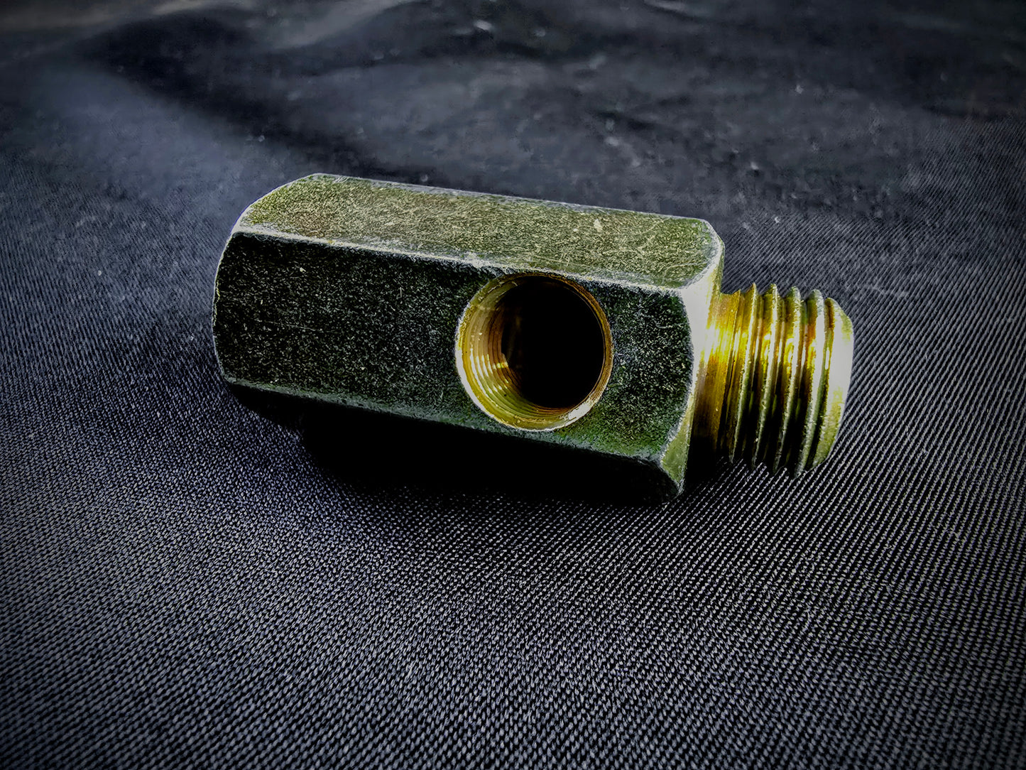 M14 Oil Fitting Pressure Tee M14x1.5 1/8 npt Crush Washer Included